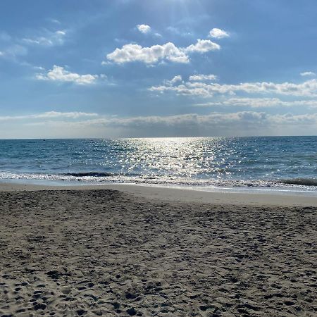 Dimora Novella Apartment Lido di Ostia Bagian luar foto